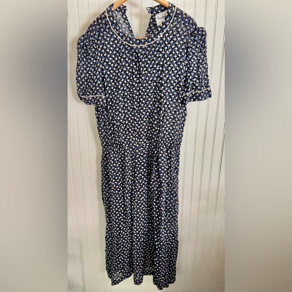 Diane Von Furstenberg Vintage Dress Size 14 Navy and White Midi Dress Rayon